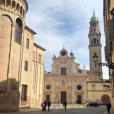 Apartmán Luxury 1 Al Duomo Di Parma Exteriér fotografie