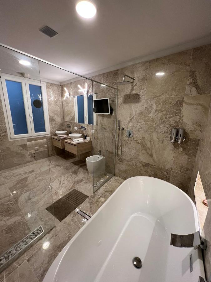 Apartmán Luxury 1 Al Duomo Di Parma Exteriér fotografie