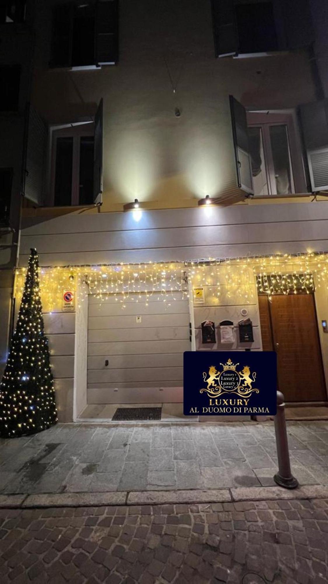 Apartmán Luxury 1 Al Duomo Di Parma Exteriér fotografie