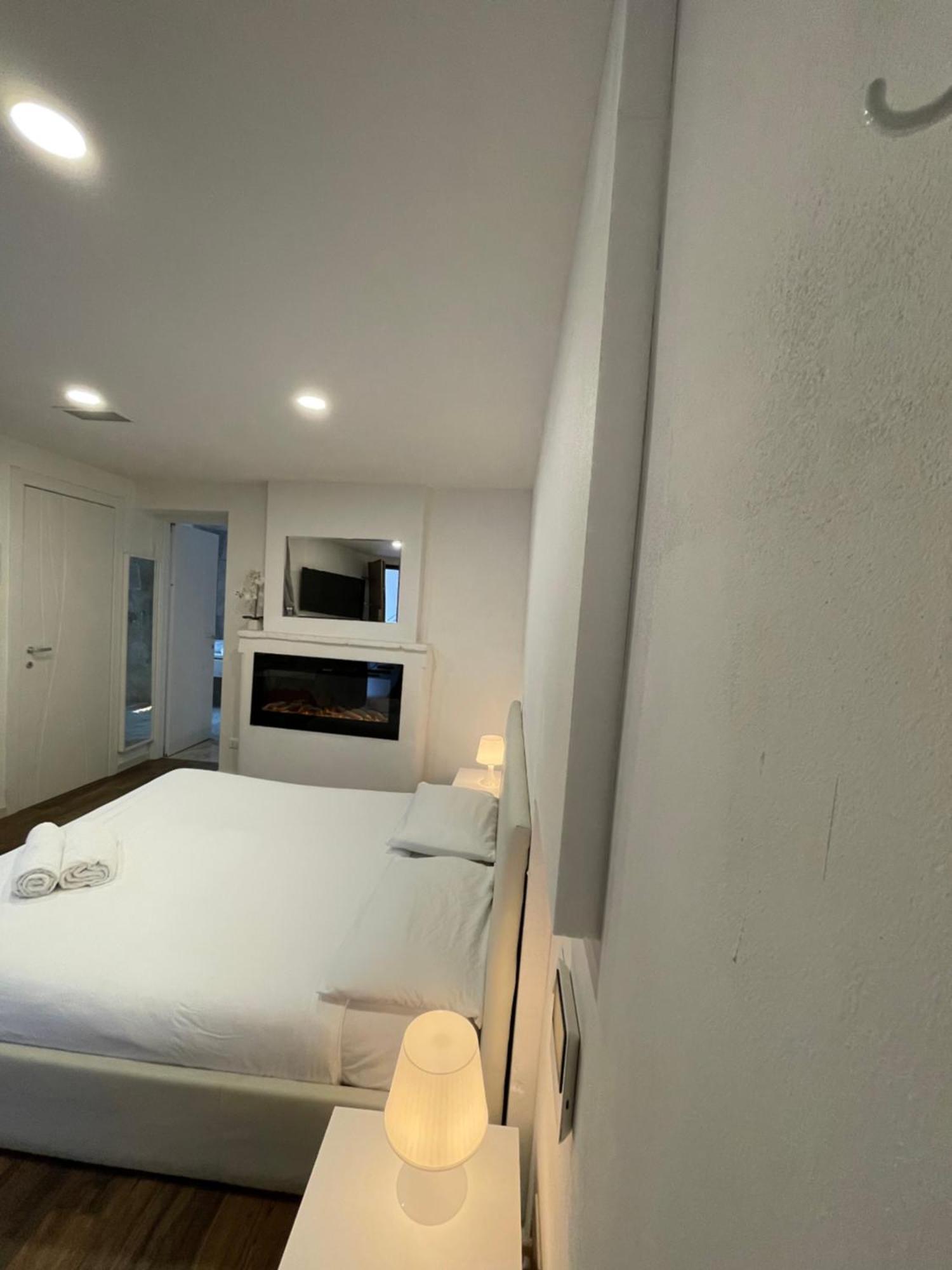 Apartmán Luxury 1 Al Duomo Di Parma Exteriér fotografie